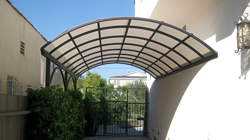 Curved patio canopy